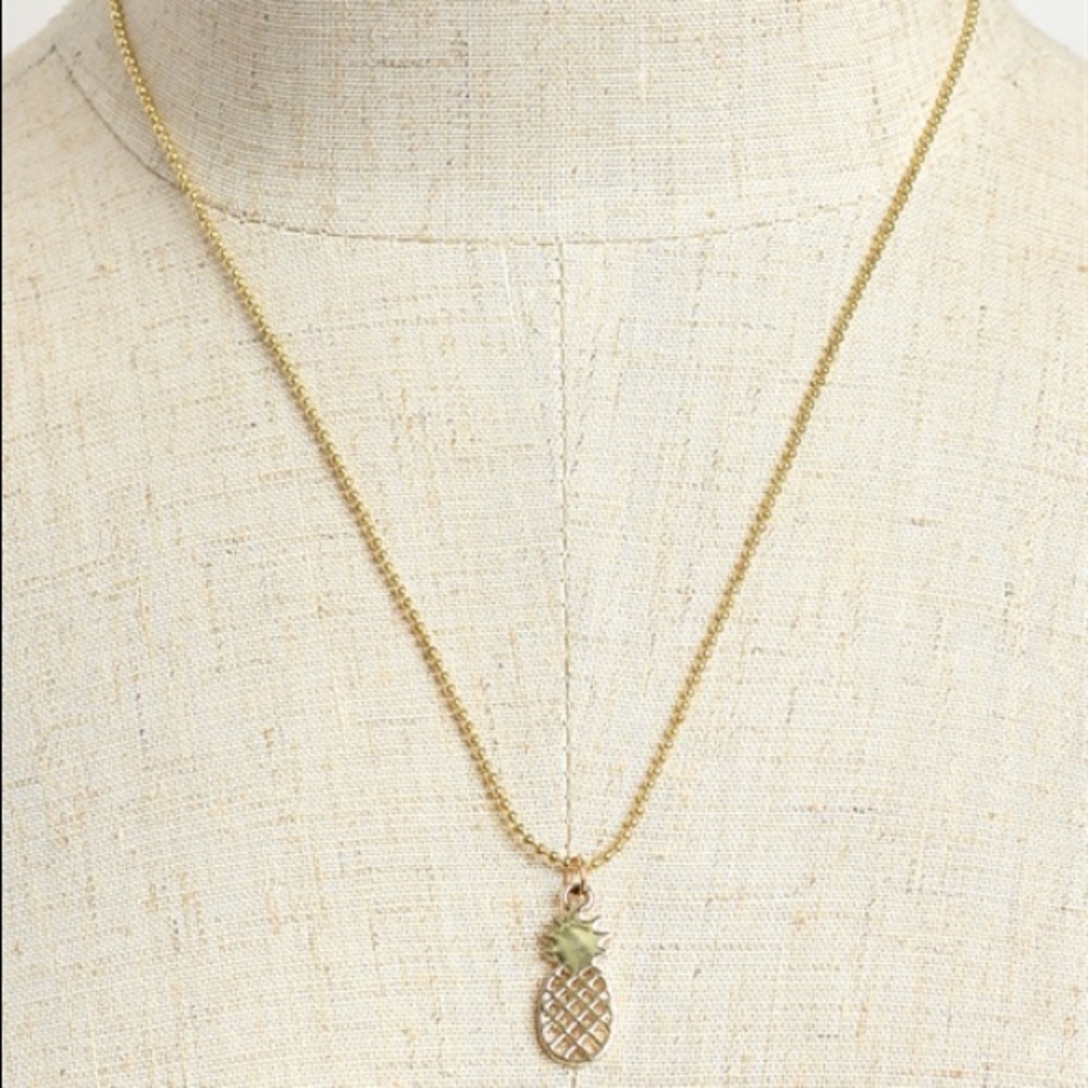 ⚡️ 5/$15 NEW!!! Pineapple Necklace & Earrings Set